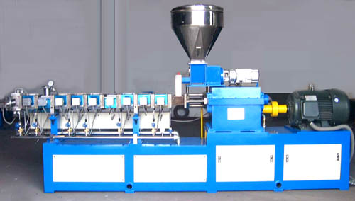 Pelletizing extruder line